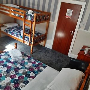 Familien-Zimmer